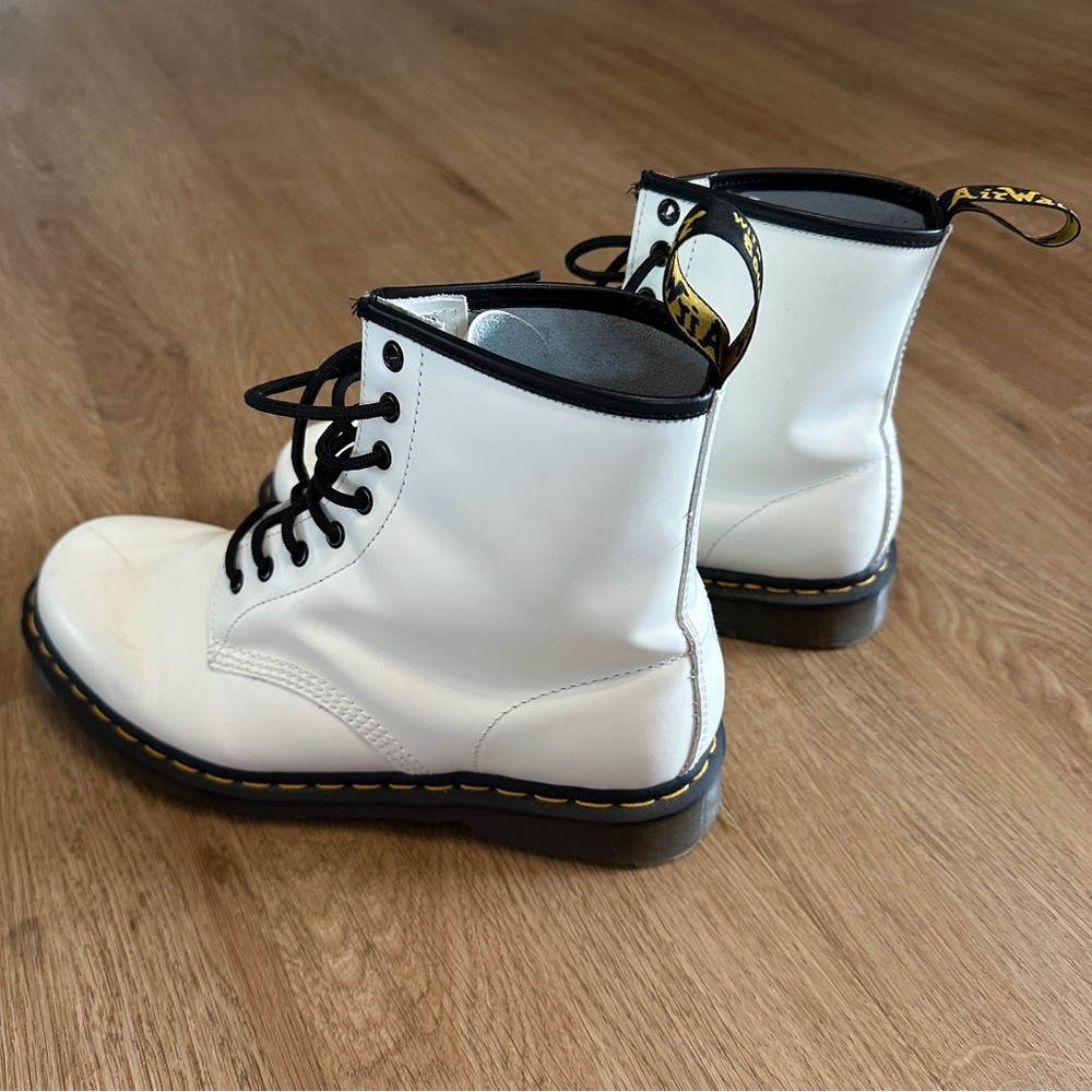 Dr Martens 1460 White Smooth Leather Boots Size 11 Men 12 Women Combat Grunge - Picture 13 of 16